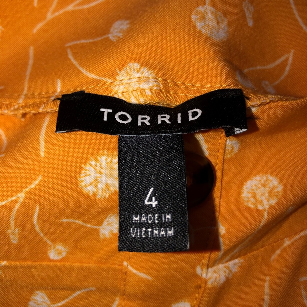 Torrid Yellow & White Challis Midi Skirt Size 4/26 - Picture 5 of 7
